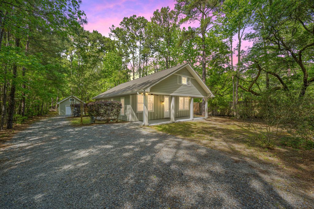 6037 Chisolm Road, Johns Island, SC 29455