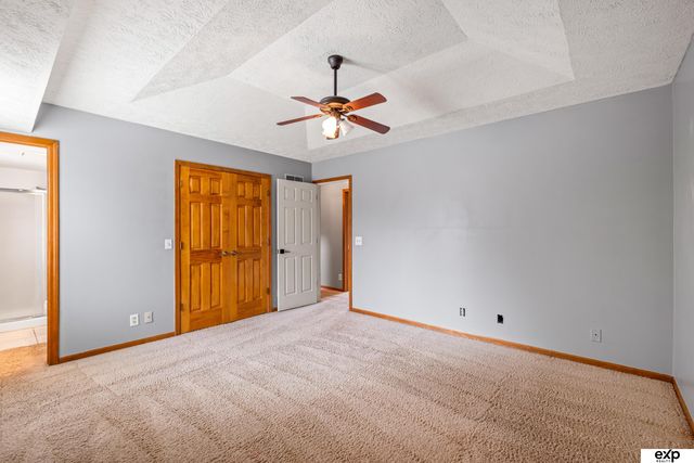 8107 Vernon Avenue, Omaha, NE 68134