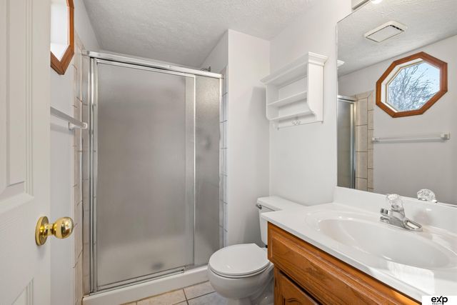 8107 Vernon Avenue, Omaha, NE 68134