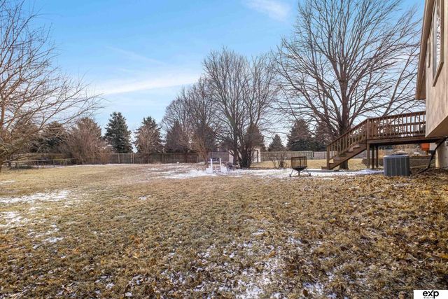 8107 Vernon Avenue, Omaha, NE 68134