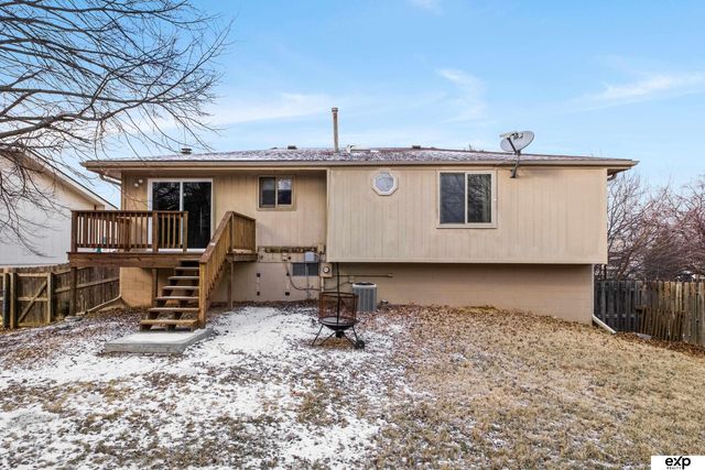 8107 Vernon Avenue, Omaha, NE 68134