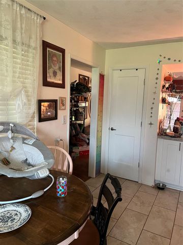 16418 Diana Lane, Houston, TX 77062