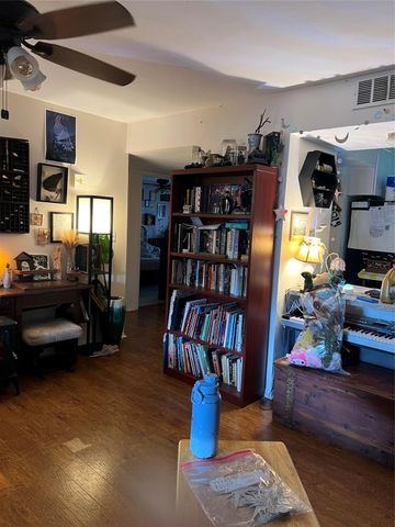 16418 Diana Lane, Houston, TX 77062