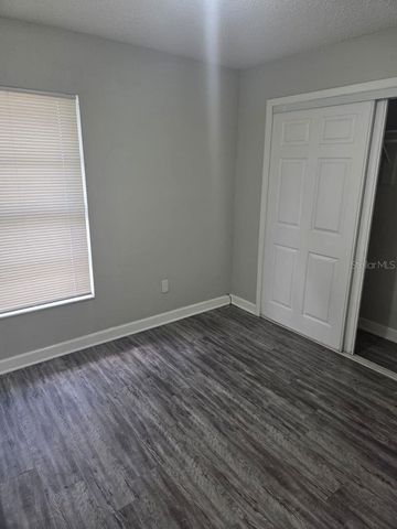 2322 W SAINT JOHN STREET B, Tampa, FL 33607