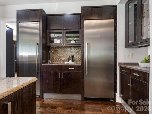 6323 Saint Stephen Lane, Charlotte, NC 28210