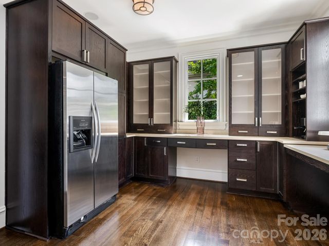 6323 Saint Stephen Lane, Charlotte, NC 28210