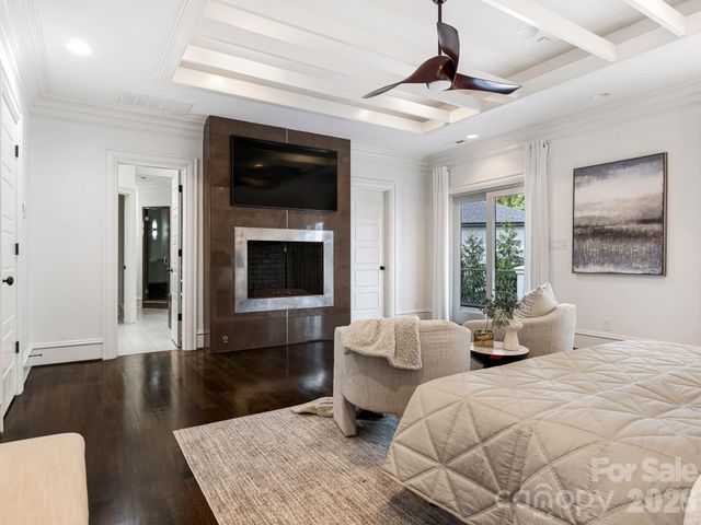 6323 Saint Stephen Lane, Charlotte, NC 28210
