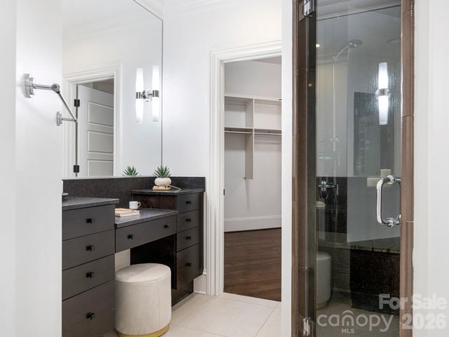 6323 Saint Stephen Lane, Charlotte, NC 28210