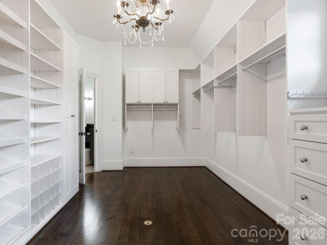 6323 Saint Stephen Lane, Charlotte, NC 28210
