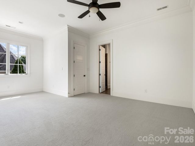 6323 Saint Stephen Lane, Charlotte, NC 28210