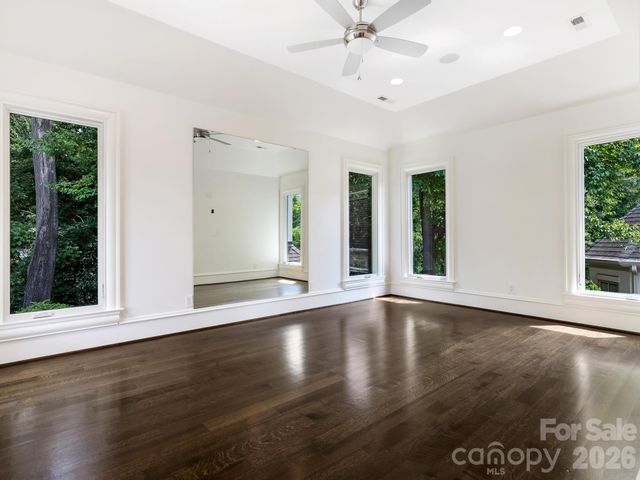 6323 Saint Stephen Lane, Charlotte, NC 28210