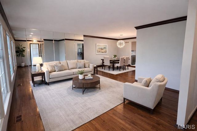 3435 Saint Catherine Street, Ferguson, MO 63033