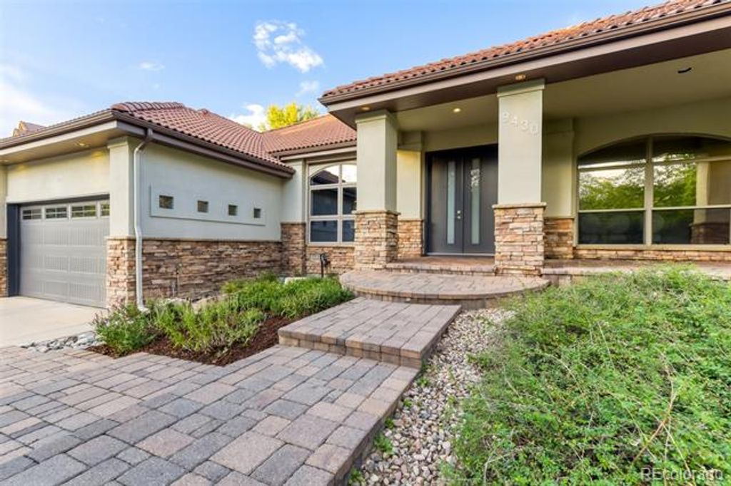 Image 49 of property listing at 9430 S Silent Hills Drive, Lone Tree, CO 80124