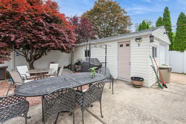 75 Massachusetts Avenue, Massapequa, NY 11758
