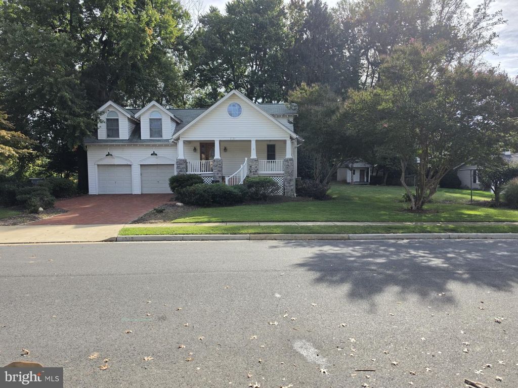 3137 FLINTLOCK RD, Fairfax, VA 22030