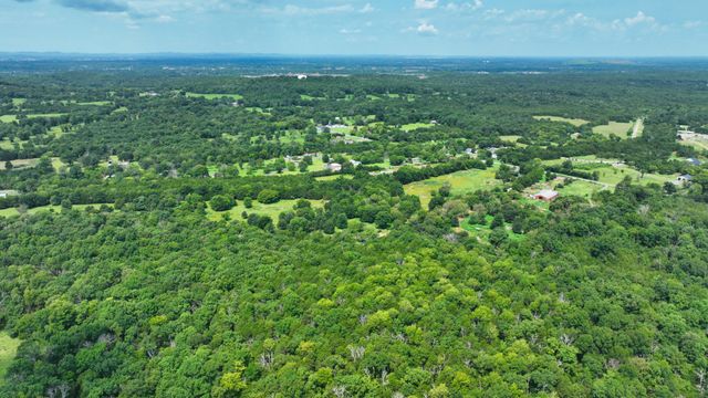 1 FACTORY RD, Murfreesboro, TN 37130