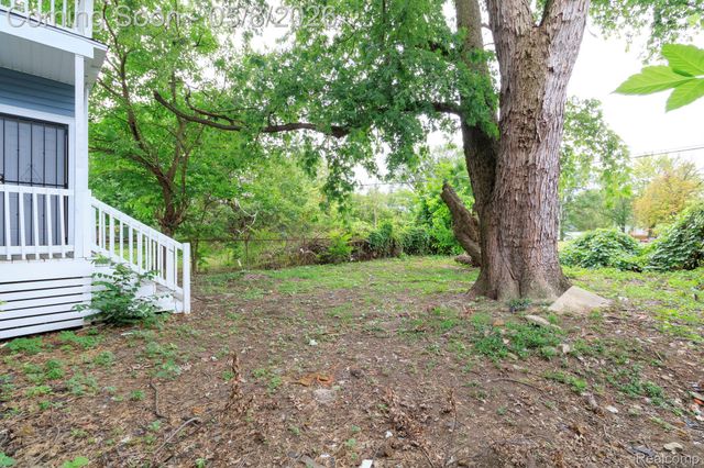 120 Woodland Street, Detroit, MI 48202