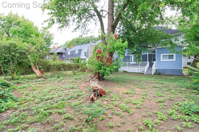 120 Woodland Street, Detroit, MI 48202