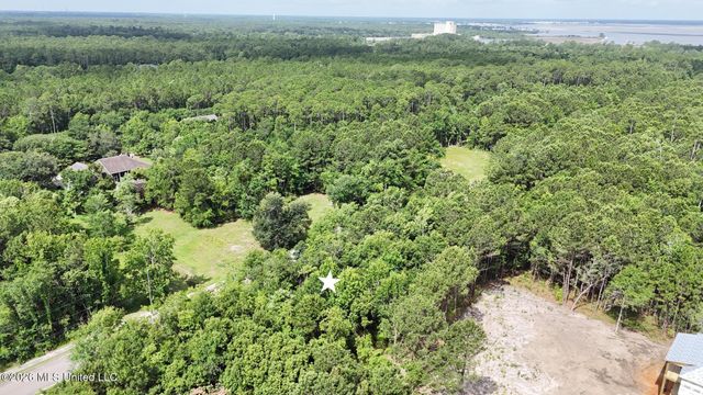 Harrison Court, Bay Saint Louis, MS 39520