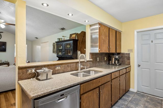 210 Lanier Road, Combine, TX 75159