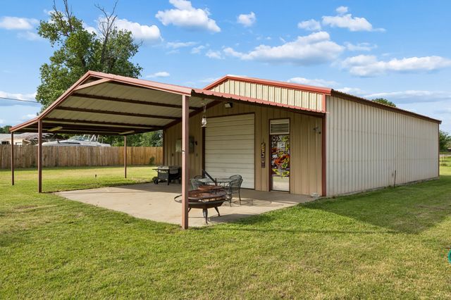 210 Lanier Road, Combine, TX 75159