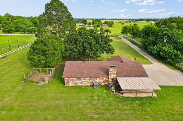 210 Lanier Road, Combine, TX 75159