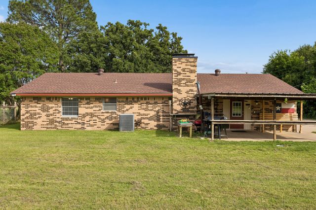 210 Lanier Road, Combine, TX 75159