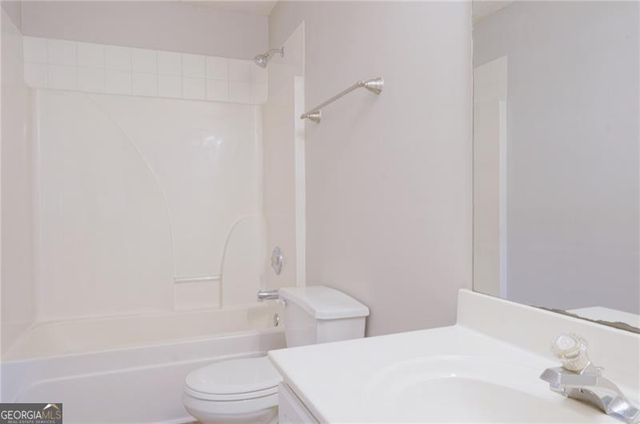 2333 Laurelfield Drive, Grayson, GA 30017