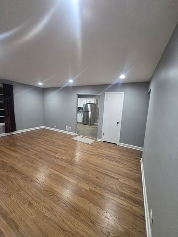 70 N Laverne Avenue, Hillside, IL 60162