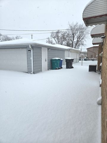 70 N Laverne Avenue, Hillside, IL 60162