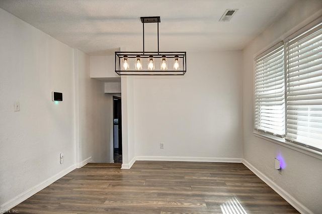 4060 River Shore RD, Portsmouth, VA 23703