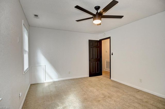 4060 River Shore RD, Portsmouth, VA 23703