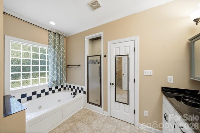 4619 Lenden Hall Court, Gastonia, NC 28056