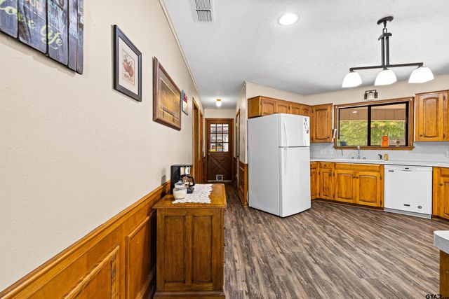 1810 Azalea Street, Gilmer, TX 75644