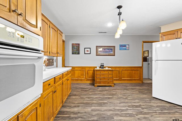 1810 Azalea Street, Gilmer, TX 75644