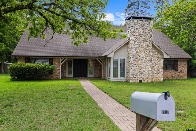 1810 Azalea Street, Gilmer, TX 75644
