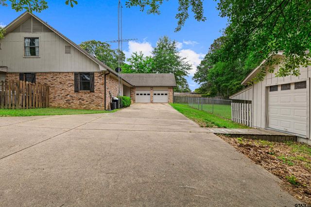 1810 Azalea Street, Gilmer, TX 75644