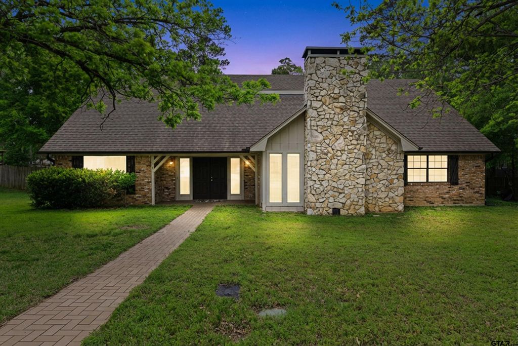 1810 Azalea Street, Gilmer, TX 75644