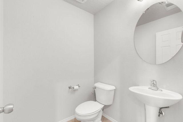 2019 Fonner Drive SE, Albuquerque, NM 87123