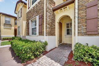 1575 NE 33rd Avenue Unit 105, Homestead, FL 33033