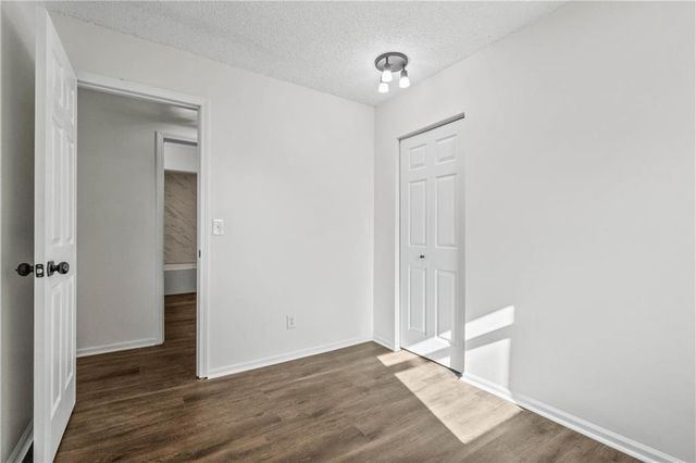 1218 NW Golfview Drive, Grain Valley, MO 64029