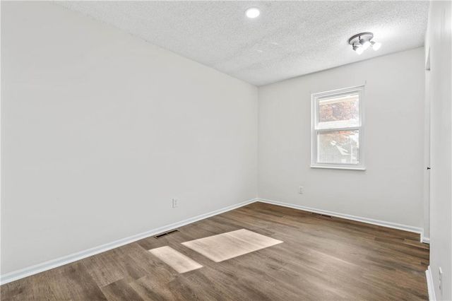 1218 NW Golfview Drive, Grain Valley, MO 64029