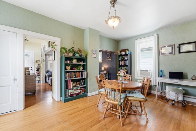 414 Banfil Street, Saint Paul, MN 55102