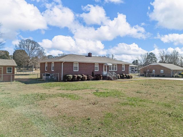 131 Bennett Circle, Spartanburg, SC 29307