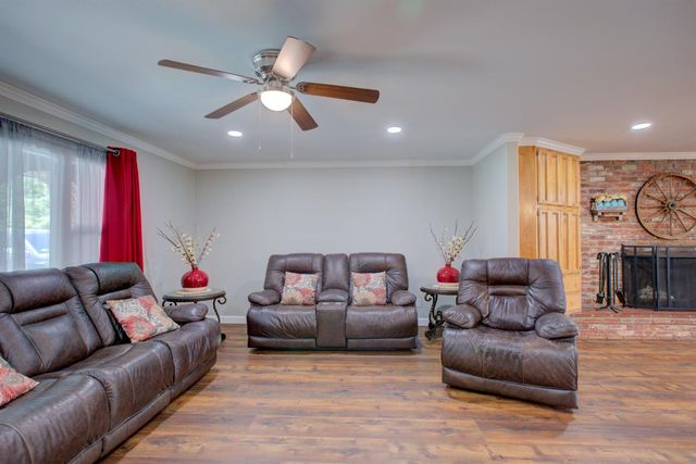 1750 1st St, Atwater, CA 95301