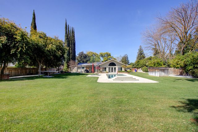 1750 1st St, Atwater, CA 95301