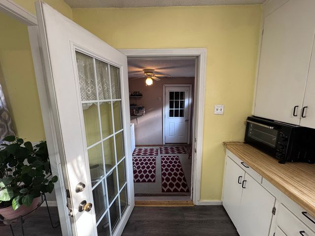 212 W Allmon Street, Salem, IL 62881