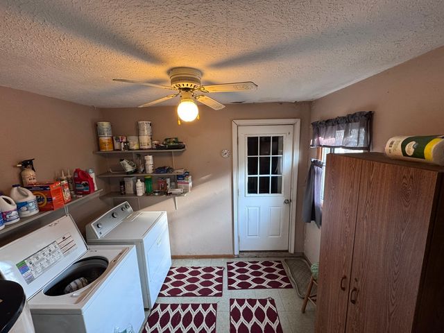 212 W Allmon Street, Salem, IL 62881