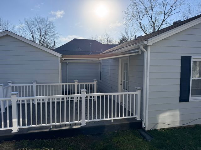 212 W Allmon Street, Salem, IL 62881