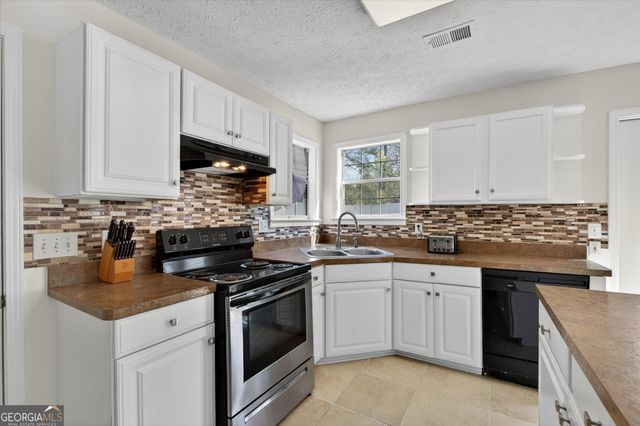 4628 Unicorn Point, Powder Springs, GA 30127